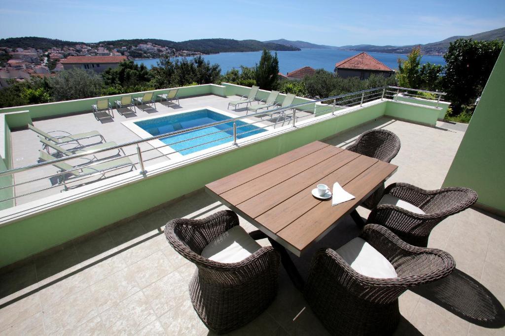 Apartments Delta Trogir Room photo