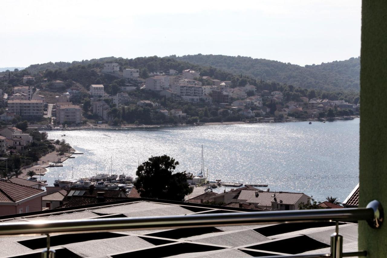 Apartments Delta Trogir Exterior photo