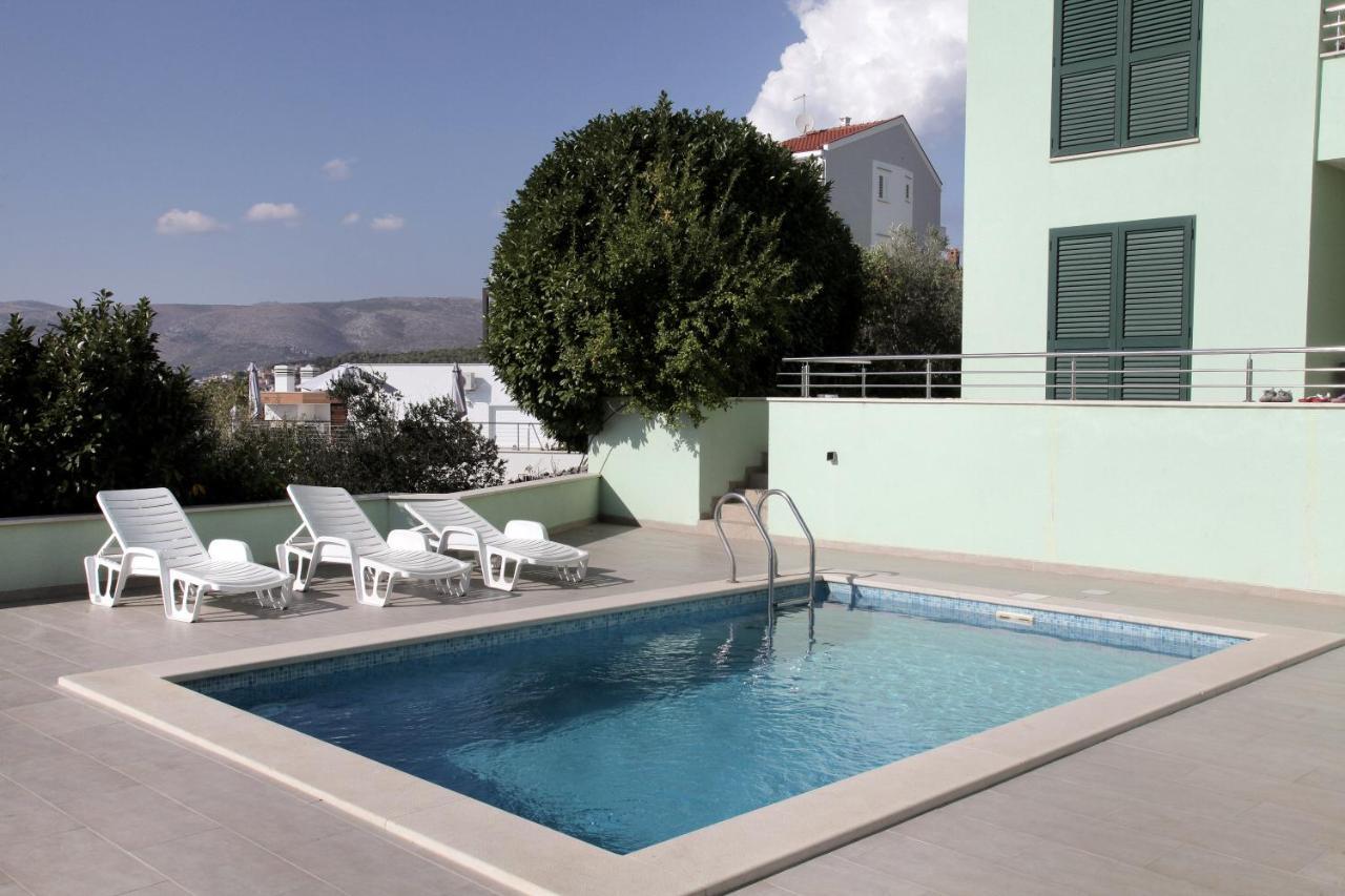 Apartments Delta Trogir Exterior photo